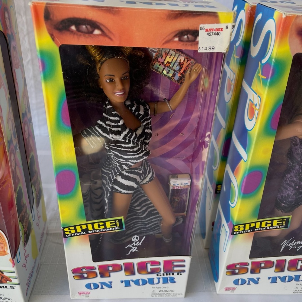 Spice Girls Scary Spice “Spice On Tour” Doll – 90s New in Box